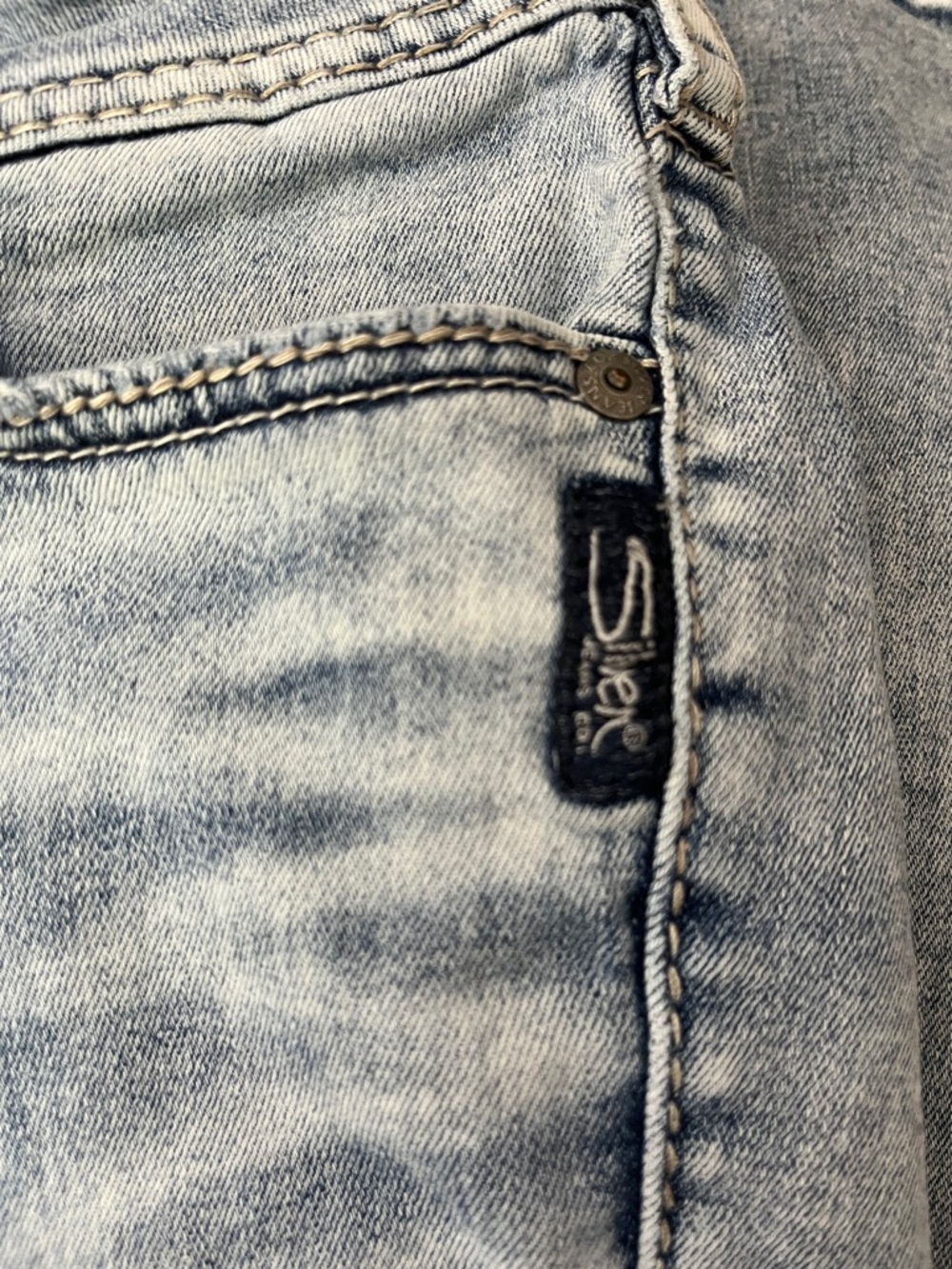 Y2K Silver Jeans Light Blue Flare Jeans with Knee Rips 27x33 - Picture 5 of 5